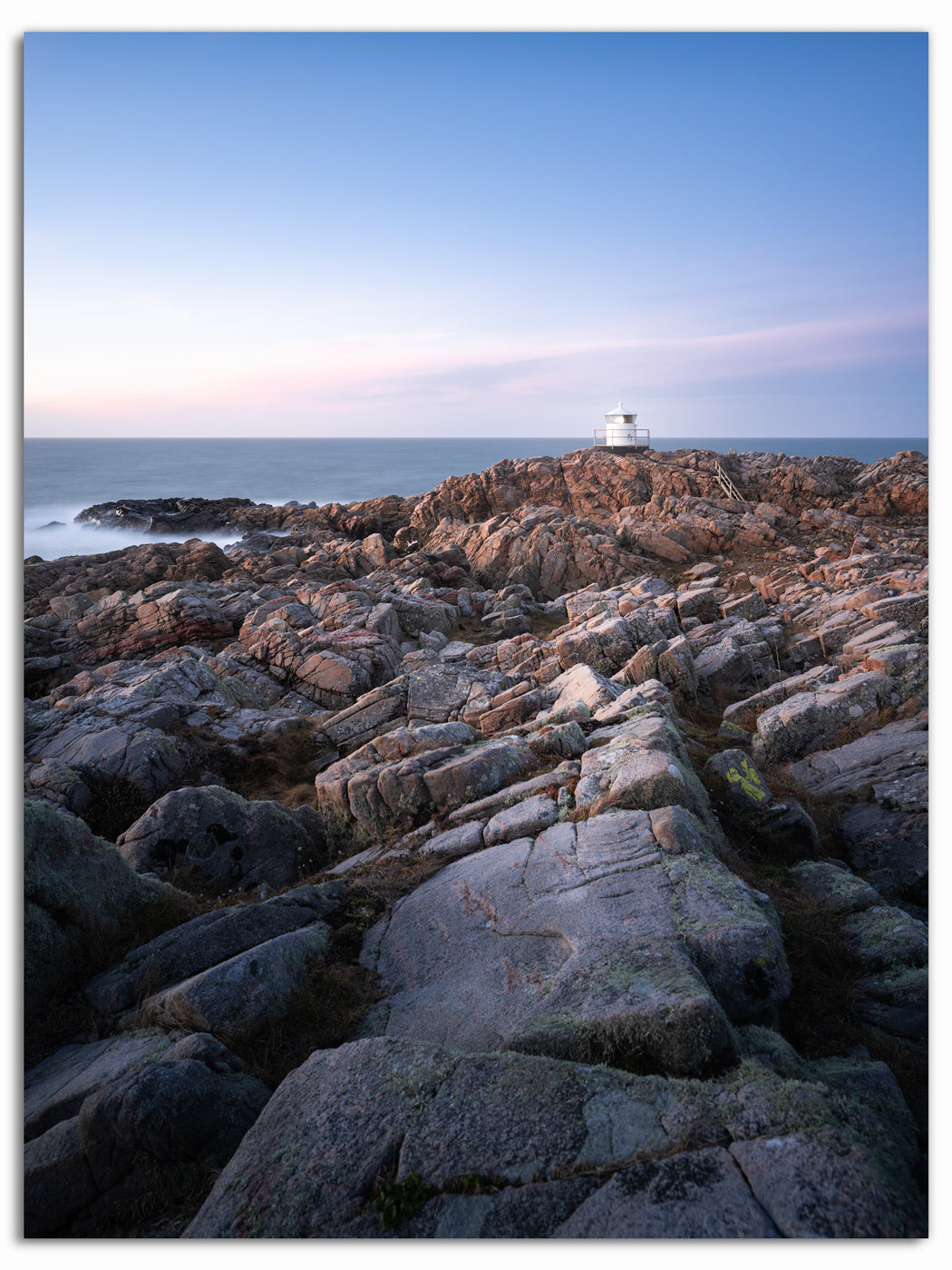 Klipporna ut mot Kullens Västra