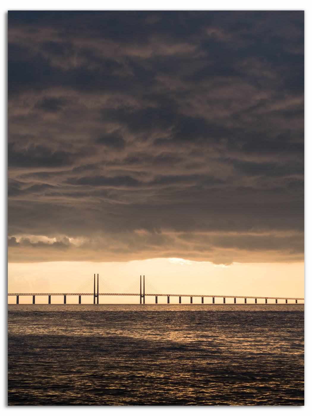 Solnedgång över Öresundsbron II